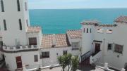 Charming Apartment On The Cliffs with sea views