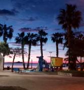 Modern Art Apartment 50m to the Beach