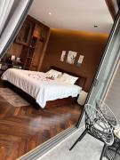 Dluna hotel