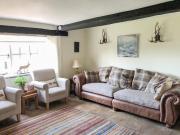 Top Wootton Fitzpaine