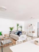 Surf Chic Sheffield Beach Escape