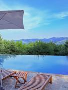 Luxury villa with infinity pool & vineyard views