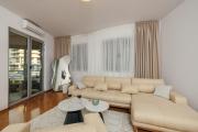 Mir & More Stan centar Budva