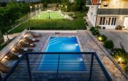 Nice Home In Gornji Vinjani