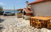 1 Bedroom Nice Apartment In Kustici