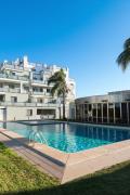 Oliva Nova-Amplio apartamento con gran terraza