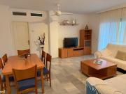 Apartamento con Piscina a Pasos del Mar