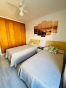 Neptuno Apartment: Sun, beach and relax in Huelin