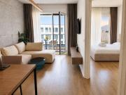 Luxe Living Suites - Kompleksi Kontakt Magnet