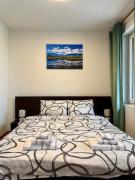 Elviss Studio Home2Host