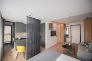 The Studio No 10