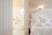 Casa Reale-Romantic Suite with Bath Tub in Old Town