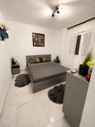 Sky Terrace Apartment Aradului