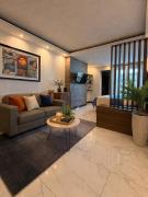 Absolute luxury in Equipetrol, with pool, rooftop, and gym