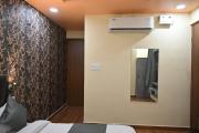 HOTEL RAAS PLAZa