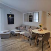 Riviera Rooms and Apartments