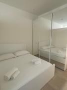 Linate Design Loft 50 mt metro M4 I Duomo 10min - WiFi I free parking Linate Design Loft 50 mt metro M4 I Duomo 10min - WiFi I free parking