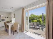 Romantic villa for 2-guests with sauna, Makkum