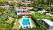 Göcek te Müstakil Havuzlu Konforlu, Bahçeli Özel Müstakil Villa
