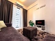 Aston Acacia Pool View 2BR for 5 Pax with Pool & Netflix WiFi