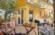 Beautiful Apartment In Porec With Wifi