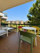 Bilocale Desenzanino con Terrazza Vista Giardino a 1 minuto dalla Spiaggia