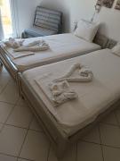 Renia Studios - Pool & Beach in 150m - Agia Pelagia