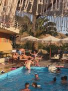 Top Himare