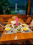 Bretis GuestHouse