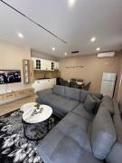 Mountain View Apartment