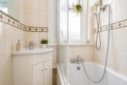 Ealing Shared Home by Hububb