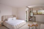 Parthenis Hotel & Suites