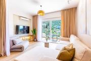 Dhermis Icon Big 1BR Apt 10