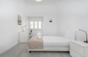 HOUZE 7BR Apartment in Lisbons Lapa District