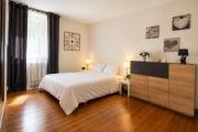 Peaceful Forest View Apartment Near the Sea