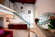 Apartments Florence Laura Red