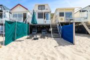 Welcome in - Slaapstrandhuisje op het strand nr 126