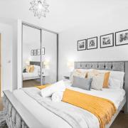 Stylish Apartment - City Centre - Parking Long Stays - Netflix 85CL
