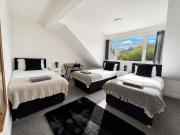 2 Bedroom Scenic Apartment, with Balcony View & Parking