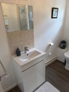 Top Kidlington