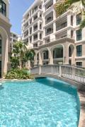 Title Legendary Studio with Balcony by TVC C407