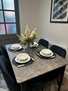 Top Raynes Park