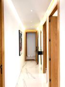 Spacious, Stylish & Comfy Retreat - Close to Beach