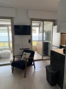 Studio2 with Sea View - French Riviera Retreat