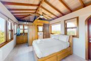 Top Caye Caulker