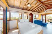 Top Caye Caulker