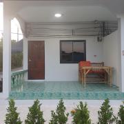 P & T Guesthouse