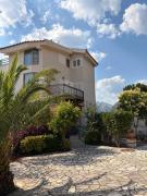 Chalet Qeparo