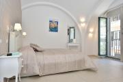 Bright Apartment in Minori, 67 sq.m, Near Beaches