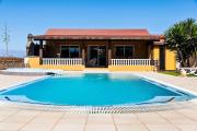 Charming Villa with Sea View in El Roque, Private Pool